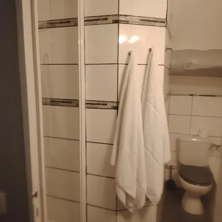 Le Declic מלון באיו